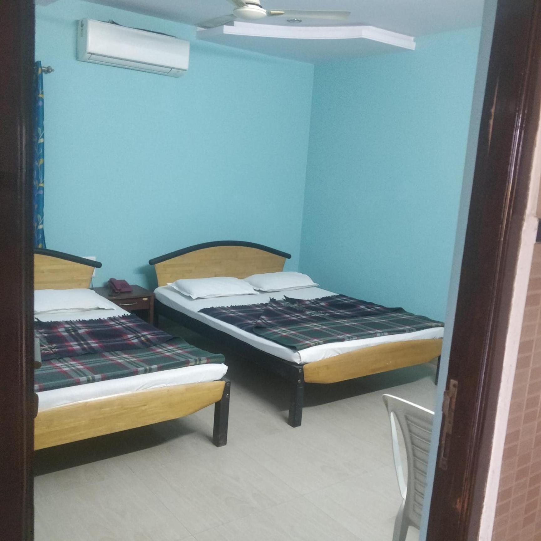 Hotel Delta Executive Shirdi Esterno foto